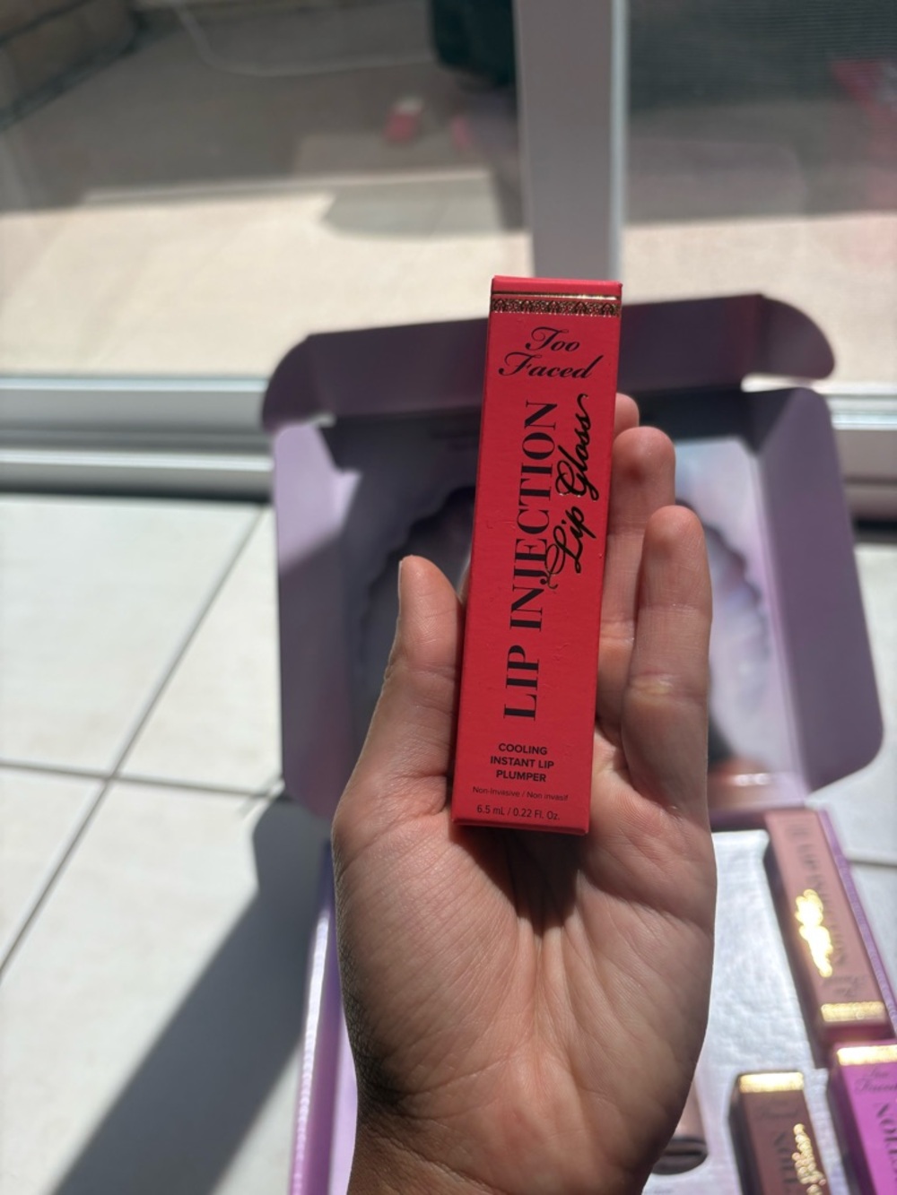 Too Faced Lip Injection Gloss – Everything Peachy Tube
